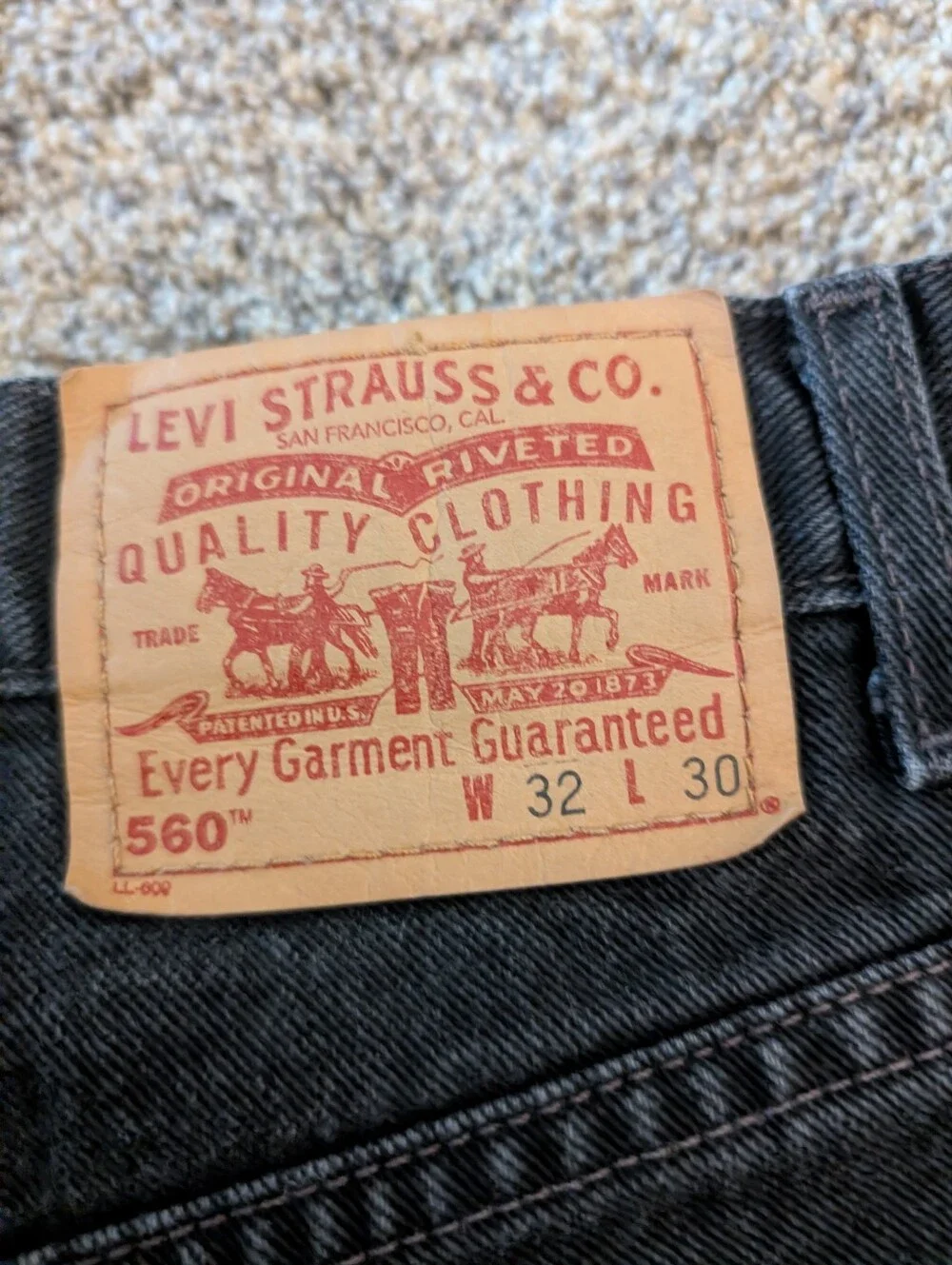 Levi's Men's 560 Black Loose Fit Tapered Leg Jeans 32 X 30